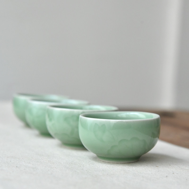 Longquan Celadon Kung Fu Tea Set Tasting Tea Cup Ceramic Creative Engraved Small Cup Pu'er Small Tea Cup Tea Cup Small Kiln Cup
