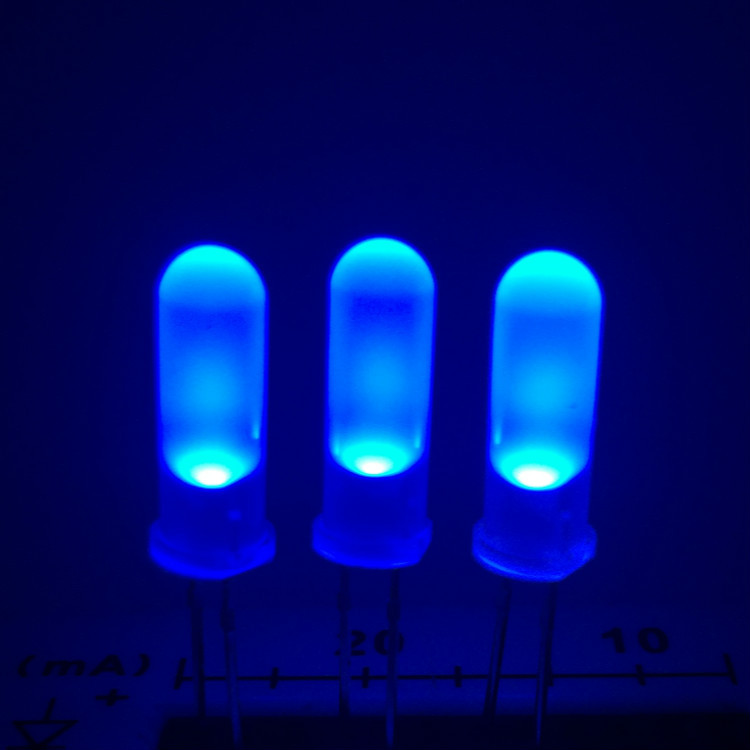 5mm*15高胶体短脚高亮雾状蓝灯 F5*15高度雾状蓝灯 led发光二极管