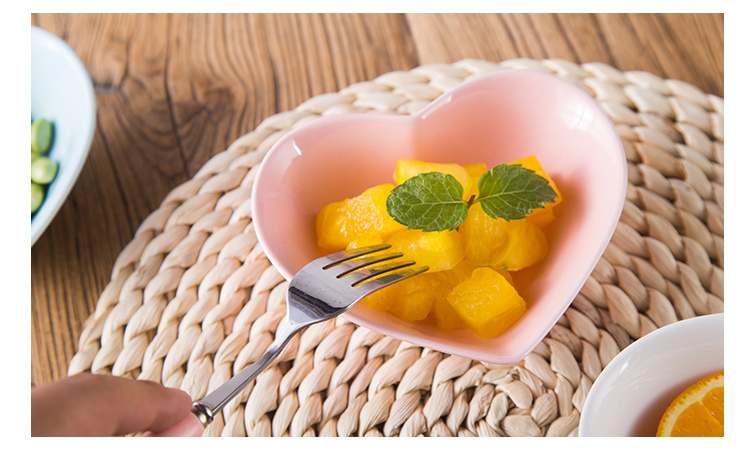 Ăn sáng tình yêu sáng tạo bát hình trái tim gốm bánh pudding bát bánh nướng khuôn cốc Souffle bát tráng miệng nướng bát - Tự làm khuôn nướng khuôn kem silicon