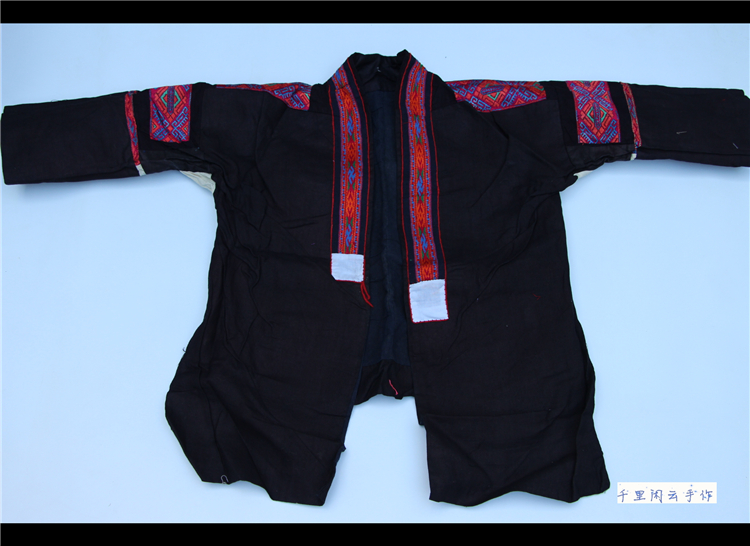 Qianli Xianyun handmade ethnic style embroidered hand-woven short women's top C558