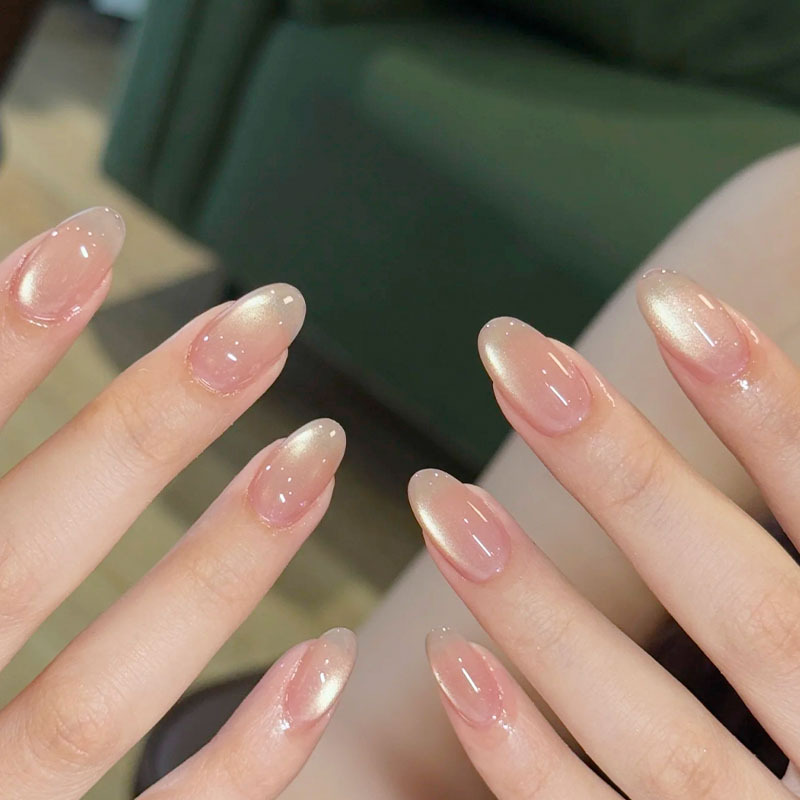 Clear Glass Bead Press-On Nails, Short Oval, High-End, Elegant, Light-Catching Cat Eye, Brightening, Everyday Versatile Nail Stickers Clear Glass Bead Press-On Nails, Short Oval, High-End, Elegant, Light-Catching Cat Eye, Brightening, Everyday Versatile Nail Stickers