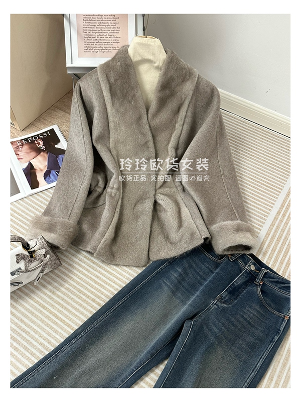 2026 European High-Quality Mink Drawstring Waist-Cinching Sheep Wool and Camel Wool Coat 2026 European High-Quality Mink Drawstring Waist-Cinching Sheep Wool and Camel Wool Coat