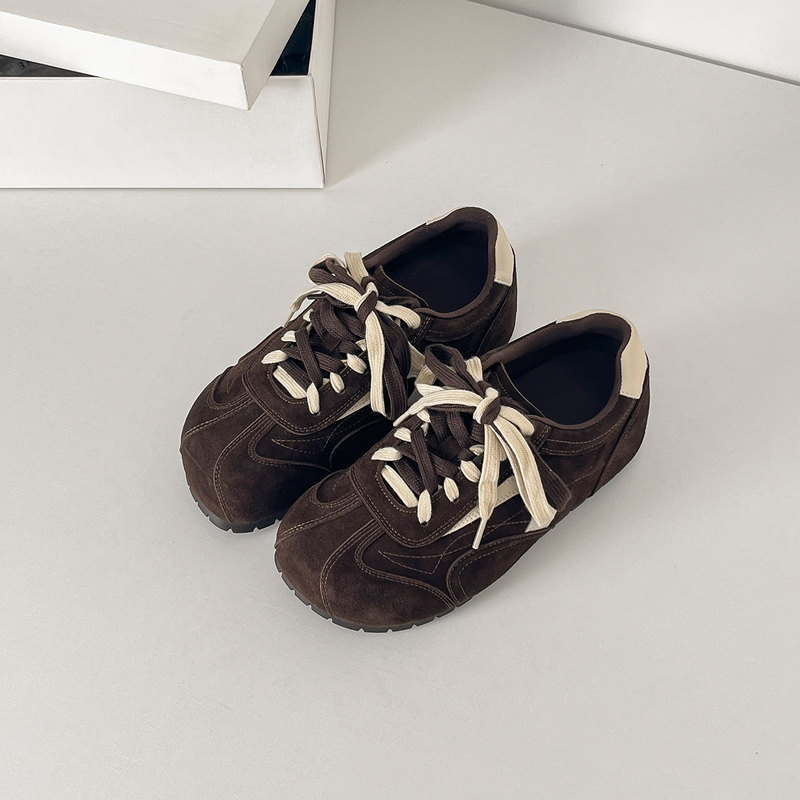 Lismo Kapibara Birkenstock-Style Training Shoes for Women, Cute and Quirky, with Hidden Height Increase, Soft Sole, Lightweight, Two-Tone, with a Style Similar to the Forrest Gump Shoes Lismo Kapibara Birkenstock-Style Training Shoes for Women, Cute and Quirky, with Hidden Height Increase, Soft Sole, Lightweight, Two-Tone, with a Style Similar to the Forrest Gump Shoes
