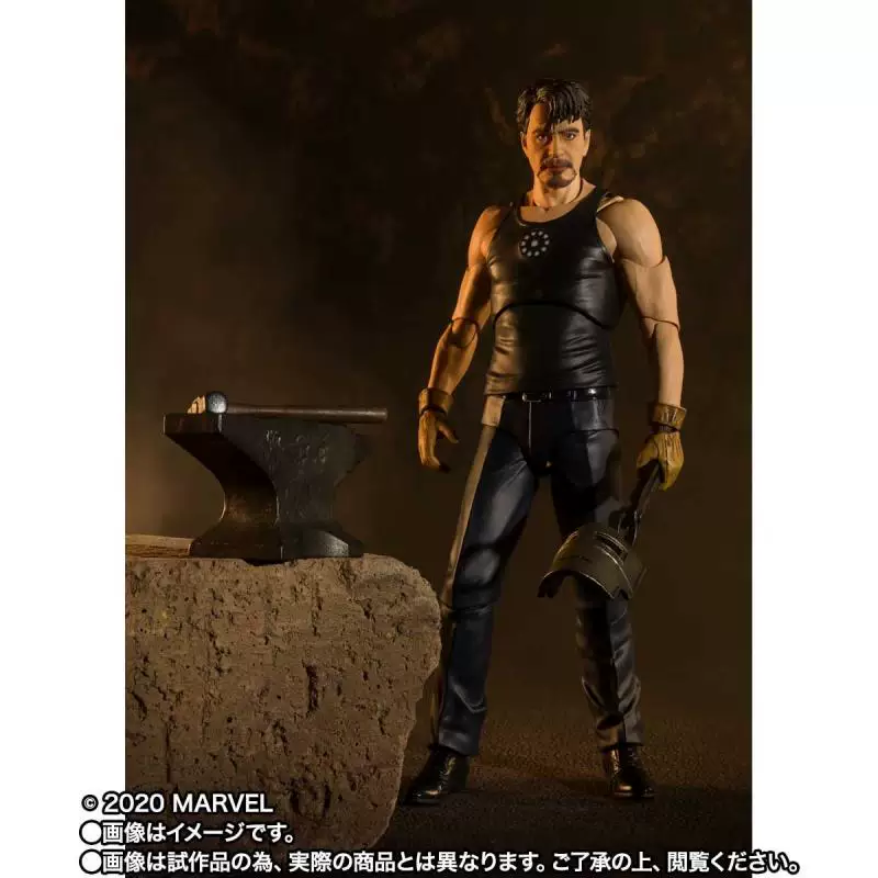 Игрушка Uncle Mo's относится к костюму Tony Tonnicus spot Bandai SHF Fulian Железный Человек ручной сборки