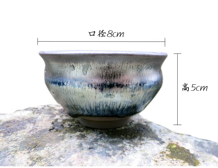 品茗需好器。宋代御用茶盏。天目釉建盏