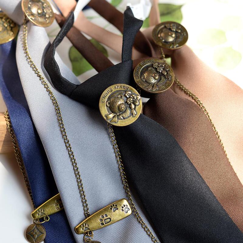 Bear Hanging Chain Tie, Knot-Free Short Style, Versatile and Trendy Bows for Women, Jk Accessories, Small Things, Sweet Literary and Artistic Young Men
