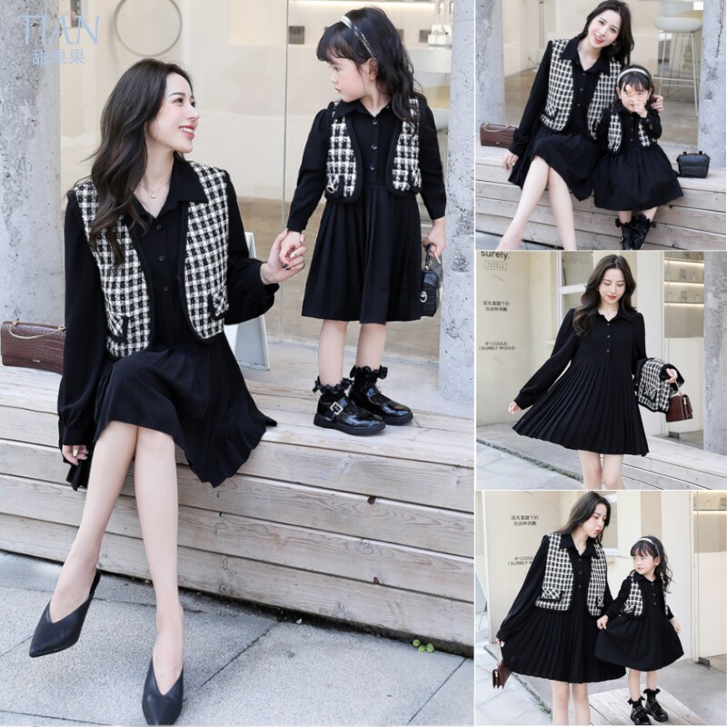 Parent-child dress small fragrance two-piece vest dress 2022 spring and autumn new fashion fried street pleated skirt mother and daughter dress