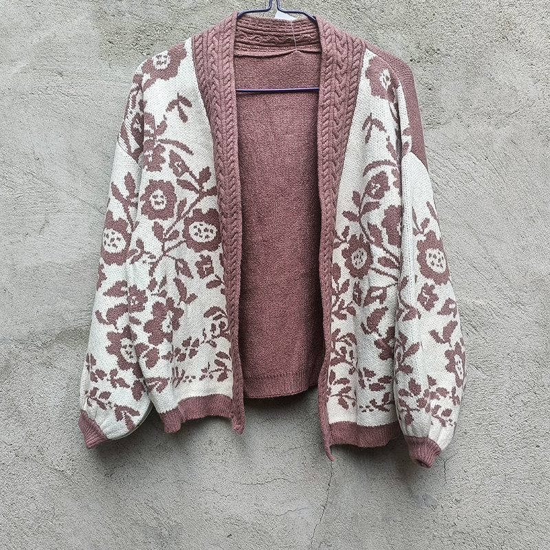 Spring New Trendy Retro Embroidered Women's Knitted Jacket with Color-Blocking, Unique Casual Deep Red Floral Sweater Cardigan