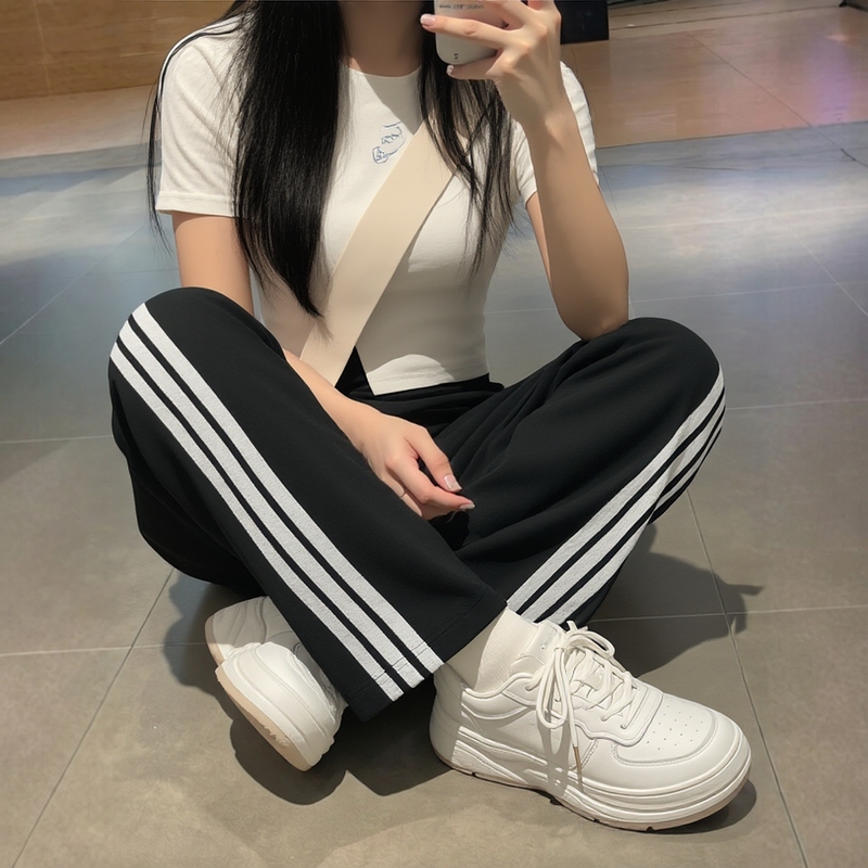 Adidas Women's Summer Loose Three-Stripe Banana Pants Dance Pants New Woven Pants Ks2819