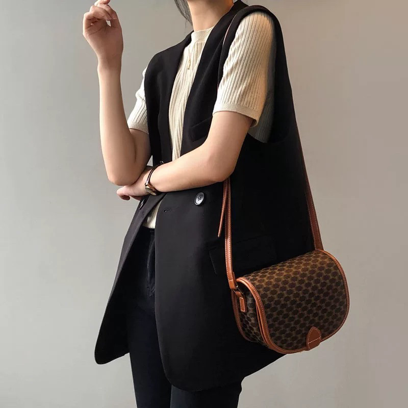 Thin vest, cloak sleevless, cardigan, size
