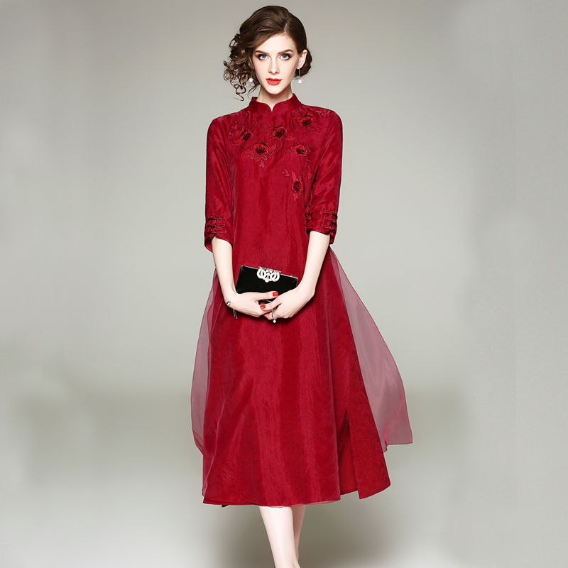 Qipao Dress for Women, New Chinese Style, Red, Modernized, High-End, Elegant, Classy, National Style, Spring/Summer 2026 New Model, Traditional Method