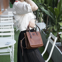 2022 original handmade genuine leather woman bag retro square hand covered with tanned calf leather minimalist soft leather single shoulder inclined cross-pack