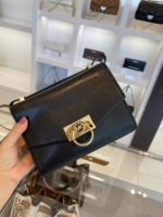 Direct mail from the United States Micheal Kors Hendrix mini crossbody bag non-refundable