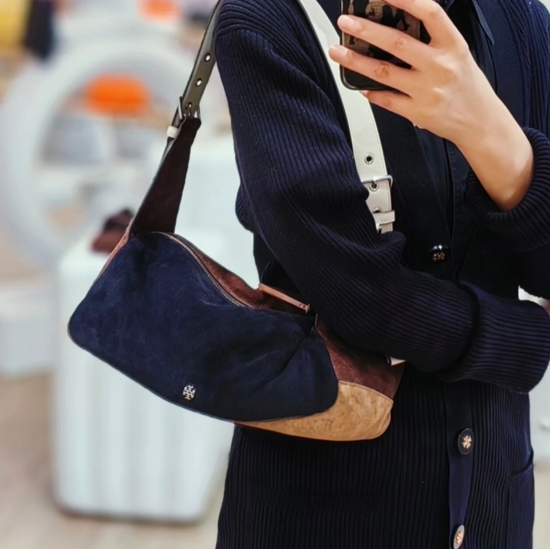 Directly Shipped from the Usa Tory Burch Rory Shoulder Bag, Underarm Bag, Lunchbox Bag, Non-Returnable Directly Shipped from the Usa Tory Burch Rory Shoulder Bag, Underarm Bag, Lunchbox Bag, Non-Returnable
