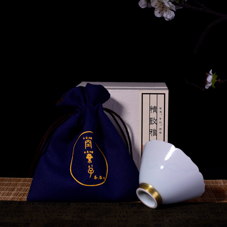 Live room custom series ceramic kung fu tea set tea cup cover bowl