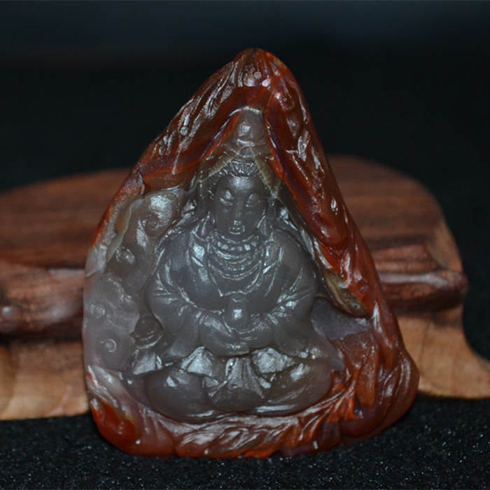 Boutique North Ticket Warring States Red Pendant Carved Necklace Pendant Original Stone Carved Guanyin Figure Handle Piece Ornament for Men and Women