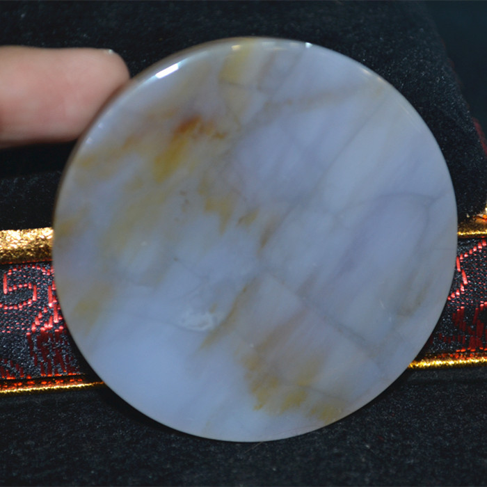 Boutique Liaoxi Chaoyang Shuiyang Jade Wood Chemical Jade Pendant Pendant Pendant Pendant with Play Stones GIFT CANINE CAR PENDANT