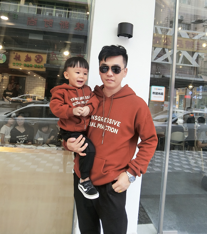 Cha mẹ cho con bú mặc thời trang mới ra một gia đình ba áo len dài tay áo len cotton romper jumpsuit áo nỉ hoodie có mũ 