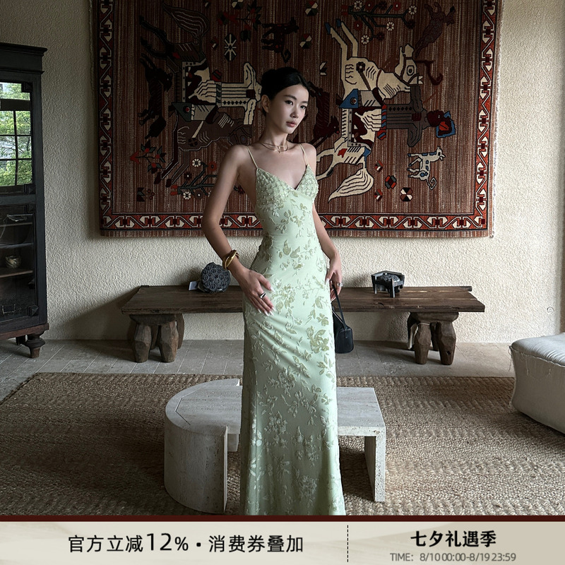Venuie French-Style Green Heavy-Duty Dress, Vacation Dress, Birthday Evening Dress, Sexy Strapless Backless Hip-Length Dress