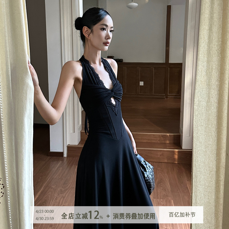 Venuie French-Style Black Seaside Vacation Dress Women's V-Neck Spaghetti Strap Niche Evening Dress Long Halter Dress