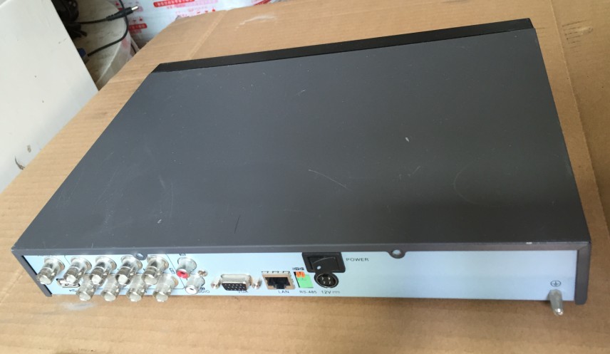 Original Hikvision 8 Road simulation monitoring hard disk recorder DS-7808H - SN spot