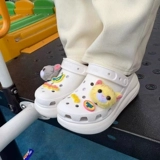 Ступенька на туфли с дубайной дырой дерьмо байсинга, та же самая сверхпрочная подошва, носит тапочки, мужчины и женщины, анти -слабые облака, бродяга Баоту