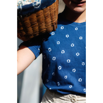 Blue sequel family Gufaza dyed pure cotton male and female with a round collar T-shirt pure natural plant dyeing spring Summer unique neutral