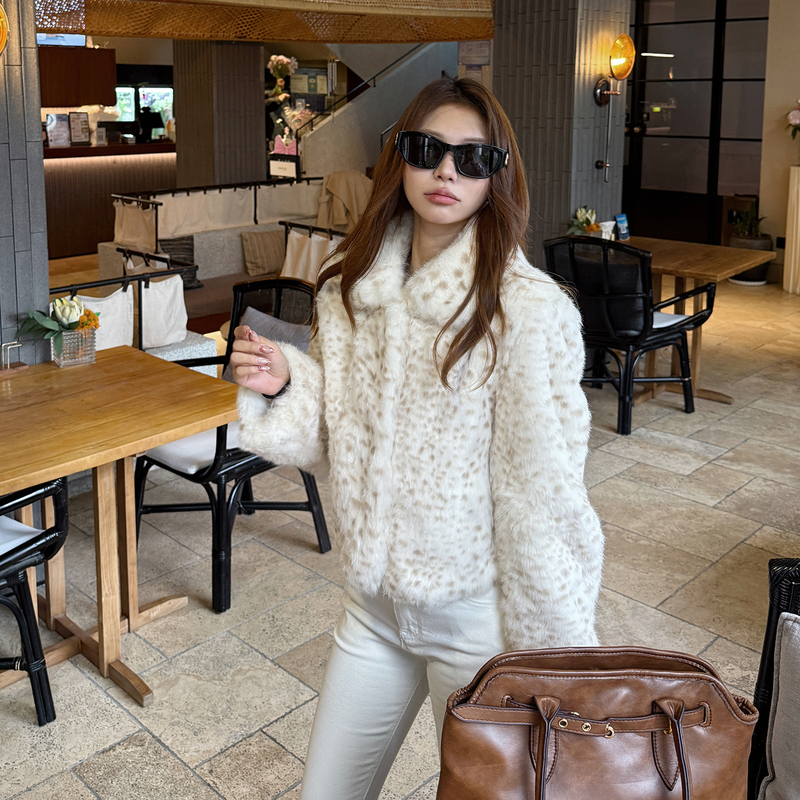 Little Leopard Mountain Cat Pattern Fur Short Imported Rabbit Fur Coat with Lapel, Fashionable Trendy Brand Young Style Fur Coat