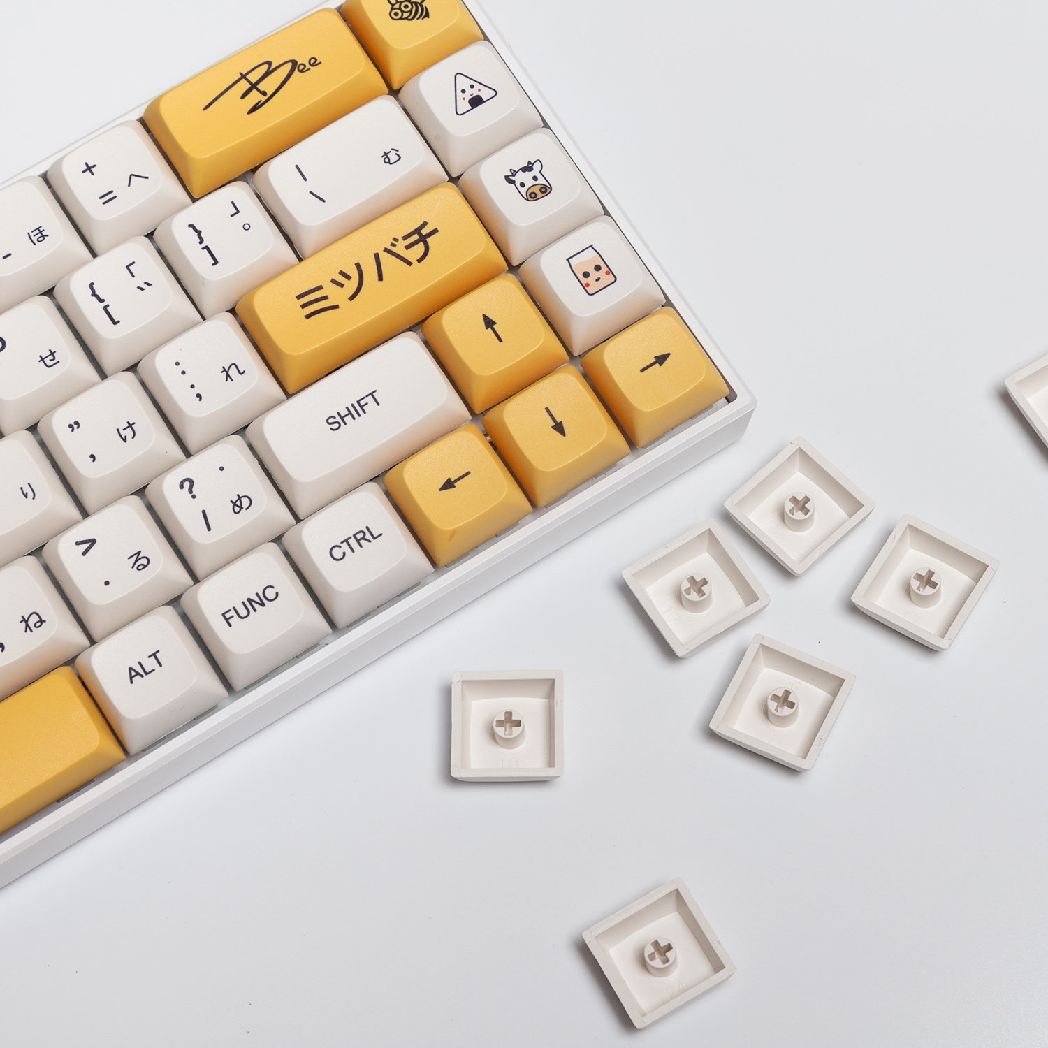Bee Milk Rag Tea Banana Bull Oil Fruit Xda Keycap Pbt Material Heat Sublime 61 61 64 68 87 87 98