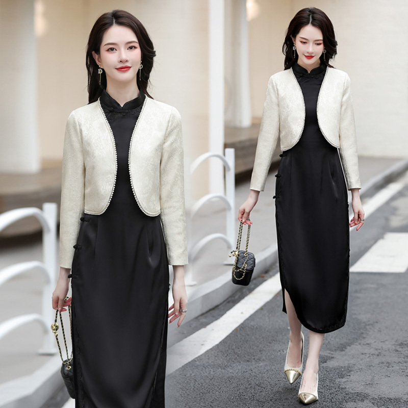 Long-Sleeved Shawl Outer Wear for Women, Ultra-Short Autum New Style Cardigan Vest Jacket with Cheongsam and Suspender Skirt