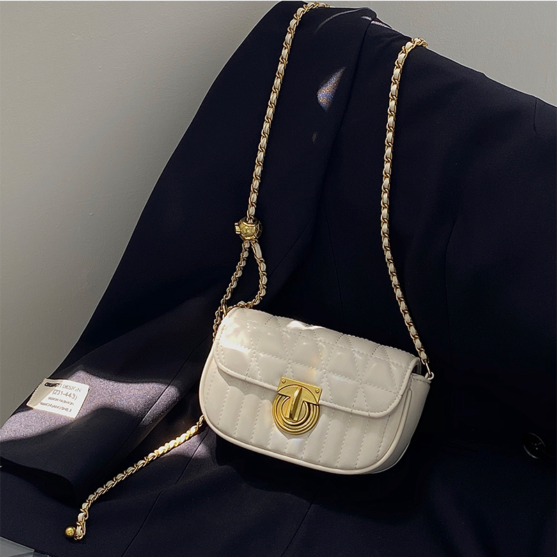 Hong Kong CKWU 2023 niche new leather female bag transfer Zhuling Li Link Chain Small Bag Small Bag