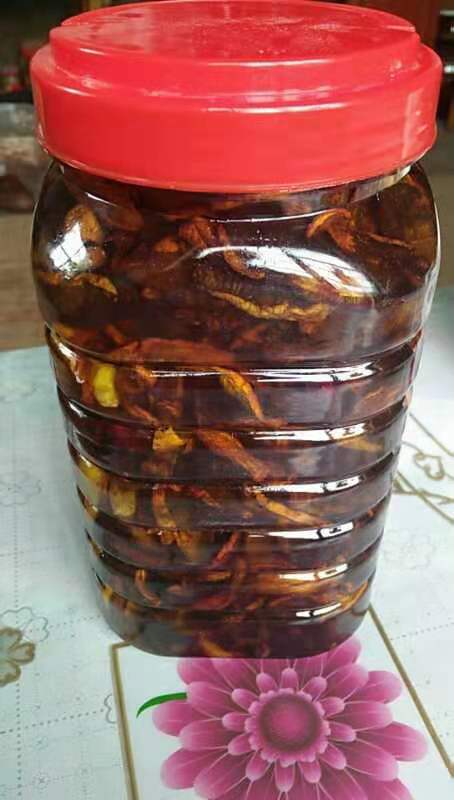 25 kg of yunnan specialty fresh wild porcini mushrooms can be fried into 3 kg of oil porcini mushrooms for free