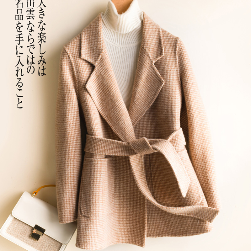 New temperament on autumn and winter on two sides cashmere woman wool coat with short fur coat Hooher Anti Season belt