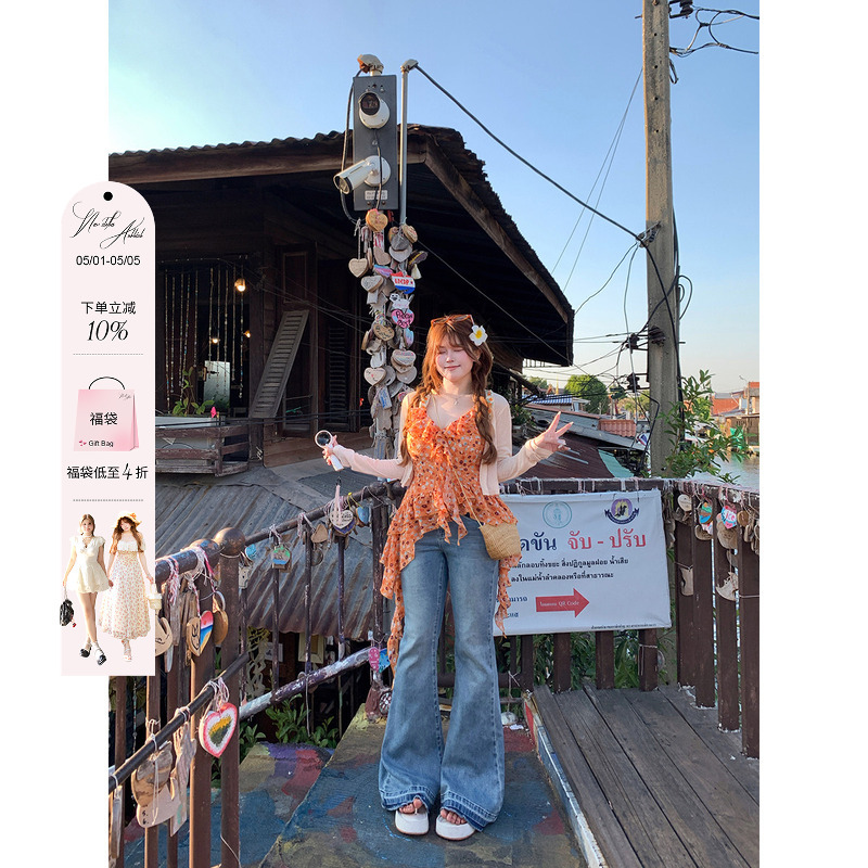 Annie Is Not Popular, Retro Sweet and Spicy Style Bow Pocket Flared Jeans for Women, Slightly Chubby, Waist-Cinching, Plus-Size, Slightly Flared Pants