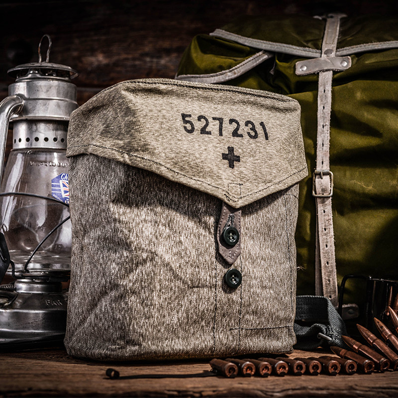 60s Swiss pepper and salt tools shoulder bag canvas postman bag edition shoulder bag vintage vintage bottle