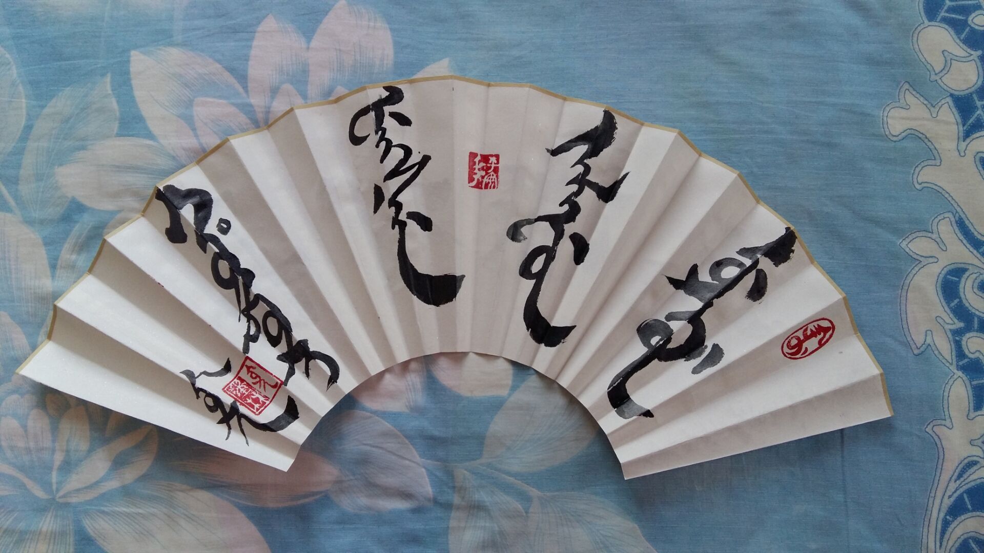 Fan Manhan Shuangwen pure hand book flat folding fan is a RMB78  bamboo festival engraving folding fan is RMB88