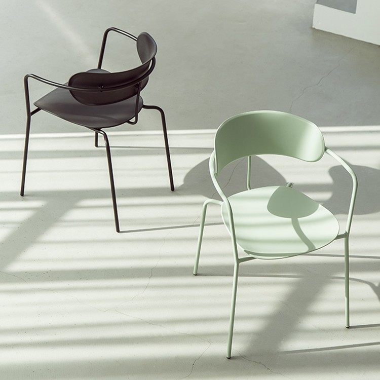 Modern simple wrought iron net red chair simple metal back armchair personality industrial style outdoor home dining chair