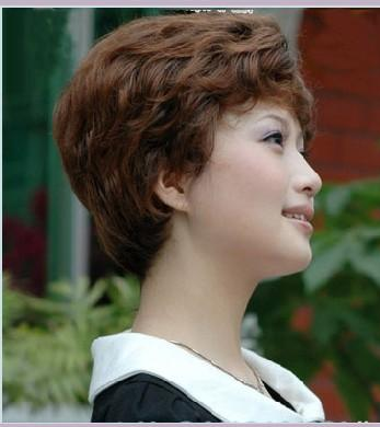 Send Mom Wig Middle Aged Temperament Wig Short Hair Curly Hair