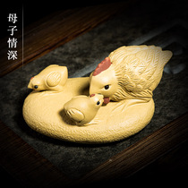 Tea pet ornaments boutique purple sand chicken sculpture hen feeding fun tea play tea tray home decoration gifts