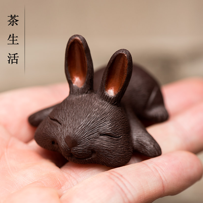 Tea pet Purple sand can raise cute rabbit sculpture Pull hair Zodiac Rabbit Tea play tea tray window home decoration ornaments