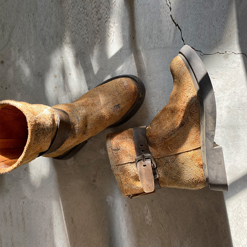 2020 new women's shoes autumn winter Martin boots women Inn wind flat bottom small short boots Soft leather 100 lap shoes Heynge