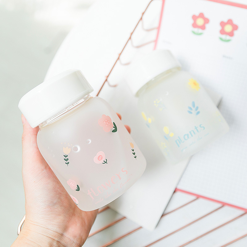 Mini minimalist glass cup portable water glass woman cute and small net red ins wind girl's heart cup freshener