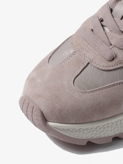 Genuine leather dad shoes for women, soft soles, thick soles, travel, walking and versatile, 2026 spring new style, comfortable and not heavy casual shoes trend