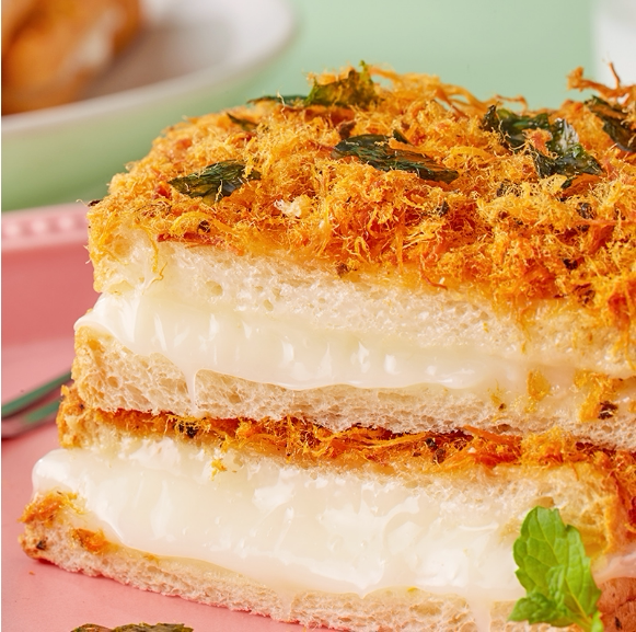 Meat Pine Bread Cake Snacks Whole Box Breakfast Cheese Toast dorm room resistant to casual food European-style sandwich