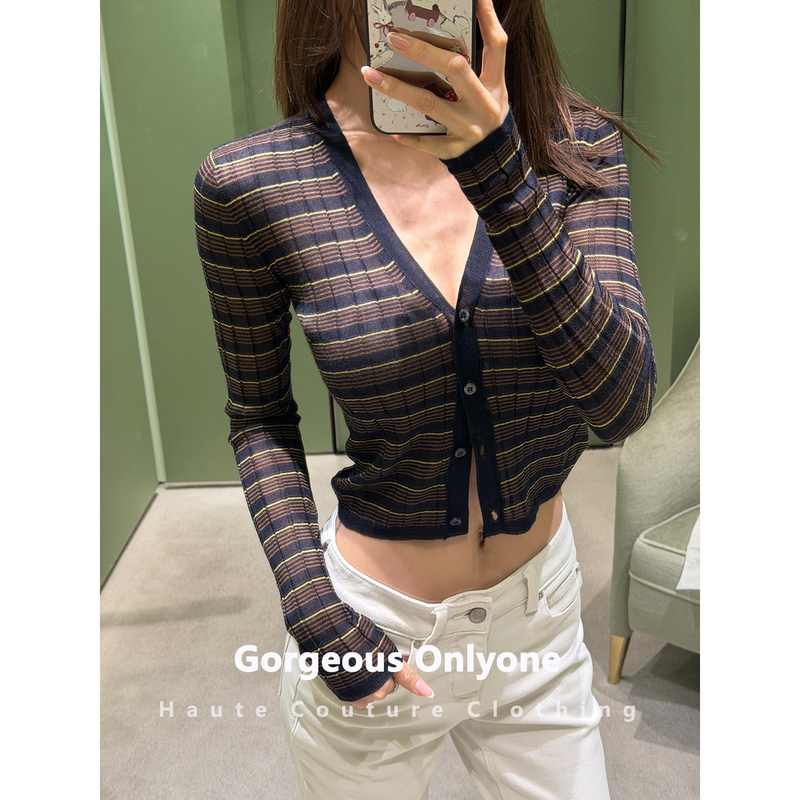 Gorgeous Onlyone! 26Ss Retro Color-Blocked Striped V-Neck Knitted Cardigan for Women, Slim-Fit Long-Sleeve Top Gorgeous Onlyone! 26Ss Retro Color-Blocked Striped V-Neck Knitted Cardigan for Women, Slim-Fit Long-Sleeve Top