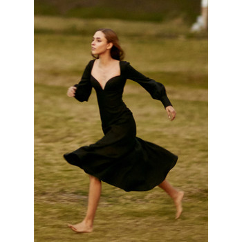 French niche court retro bellflower skirt annual meeting long skirt waist was thin, long-sleeved black holiday dress