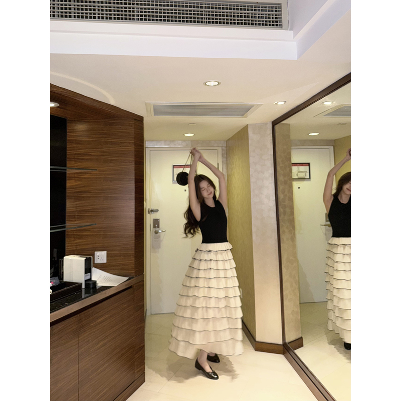 Ruan Xiaomi Smileme【Cake Dress】Sleeveless Round Neck Dress for Women 2026 Summer Knitted Patchwork Dress