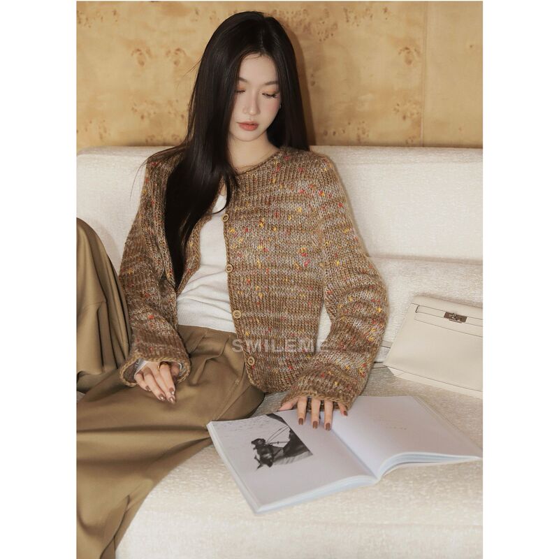 Ruan Xiaomi Smileme【Caramel Chestnut】Wool Blend Comfortable Colorful Dot Knit Sweater Round Neck Cardigan Jacket