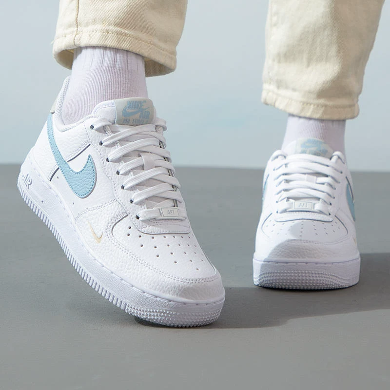 Кроссовки Nike женские Air Force 1 белые с синим водным озером синий AF1 Air Force One повседневные кроссовки HF0022