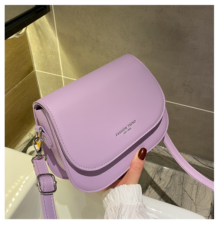 Women's Mini Pu Leather Solid Color Streetwear Square Zipper Buckle Crossbody Bag display picture 3